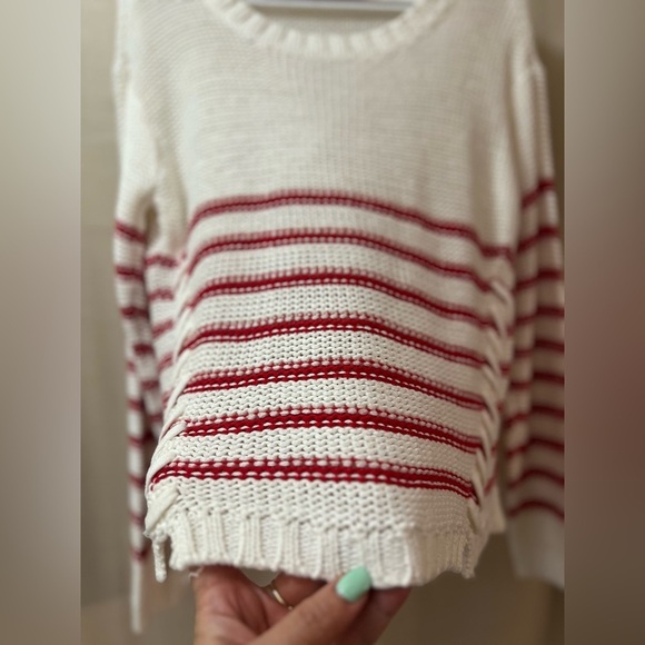 ⚫️ BOGO Oak and Ivy red and white lace up detail sweater size medium - Picture 5 of 7